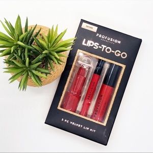 Profusion Cos Lips-To-Go 3-Pc Velvet Lip Kit, NIB